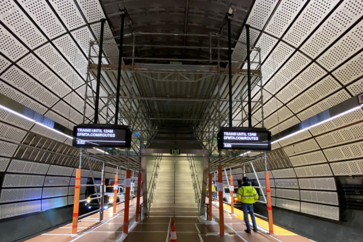 Chinatown Rose Pak Station